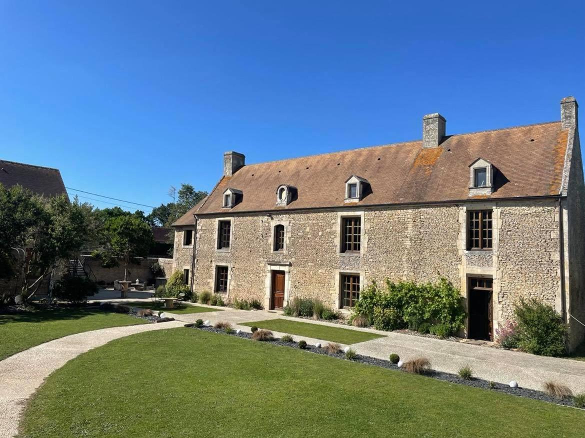 Gite L'Atelier Le Bu-sur-Rouvres Kültér fotó
